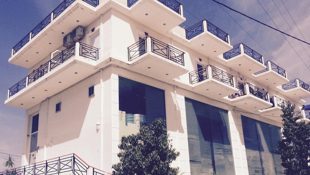 Lovely Apartments Patras Exterior foto